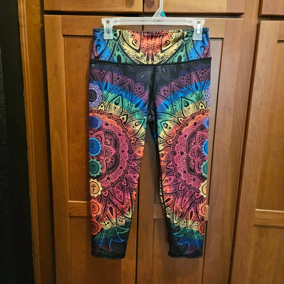 yoga Pants - Yoga Chakra Cropped Leggings size M